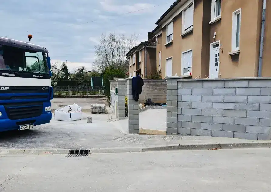 Muret de clôture - Landres